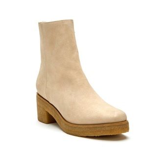 Coconuts by Matisse beige boots
